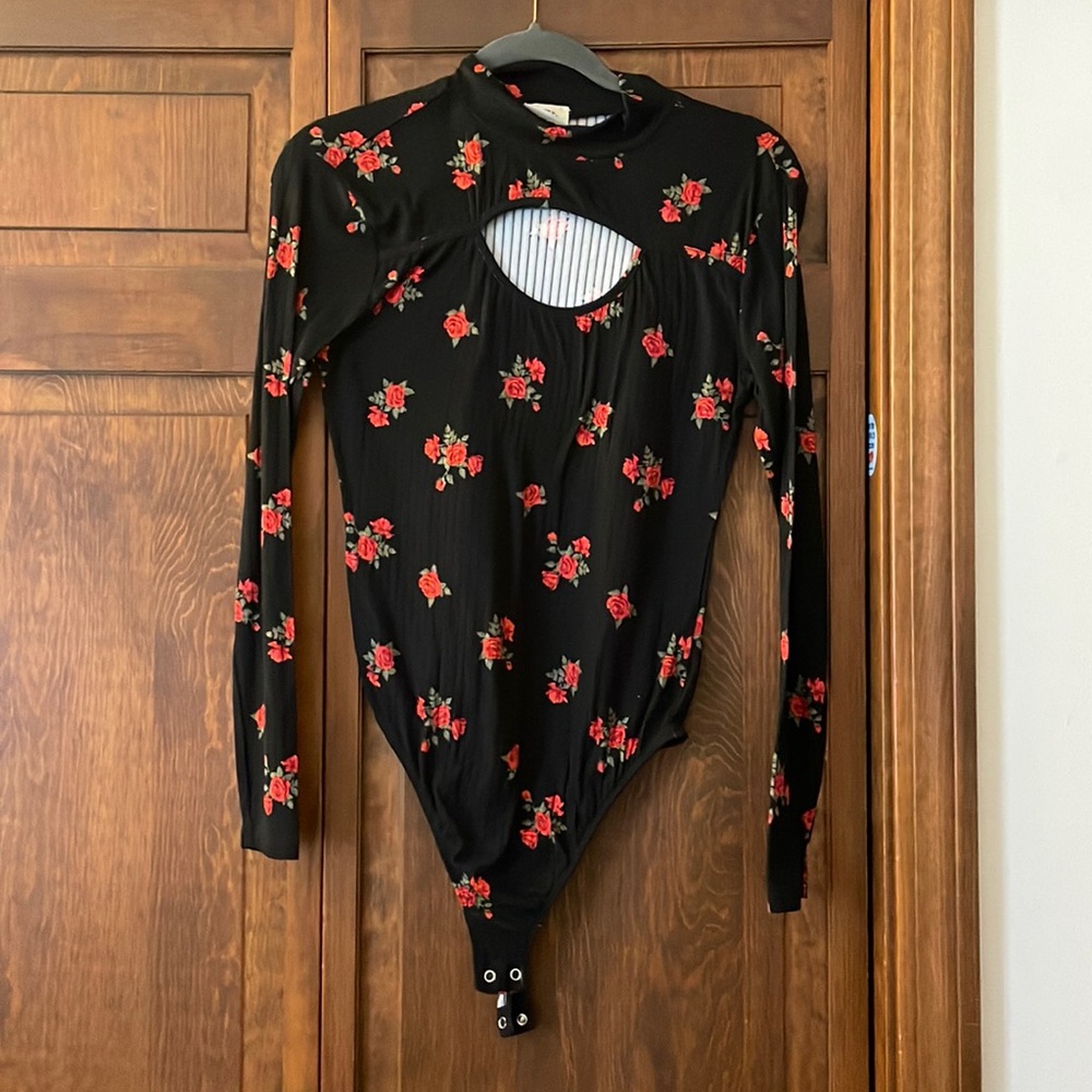 Super soft! No rags, brand new, runs small!